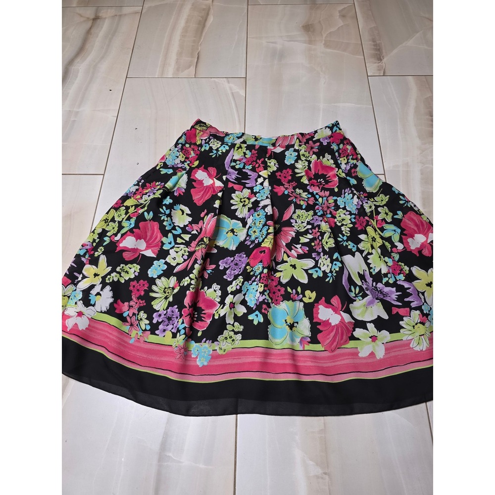 Sag‎ Harbor Petite Floral A-Line Skirt Black Pink Pleated Side Zip Size 10P K2